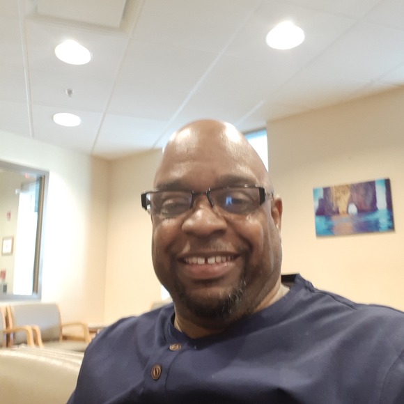 Meet your Posher, Curtis - Picture 1 of 1